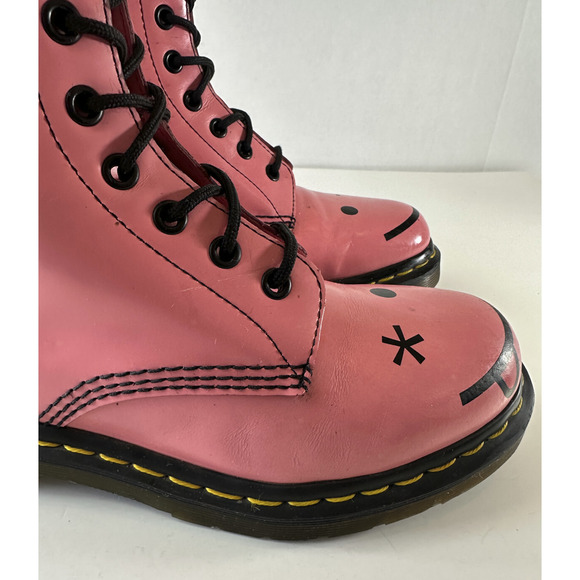 Dr Doc Martens Hincky Smiley Wink Face Acid Pink Combat Boots Lace Up Women's 9 - Picture 10 of 16